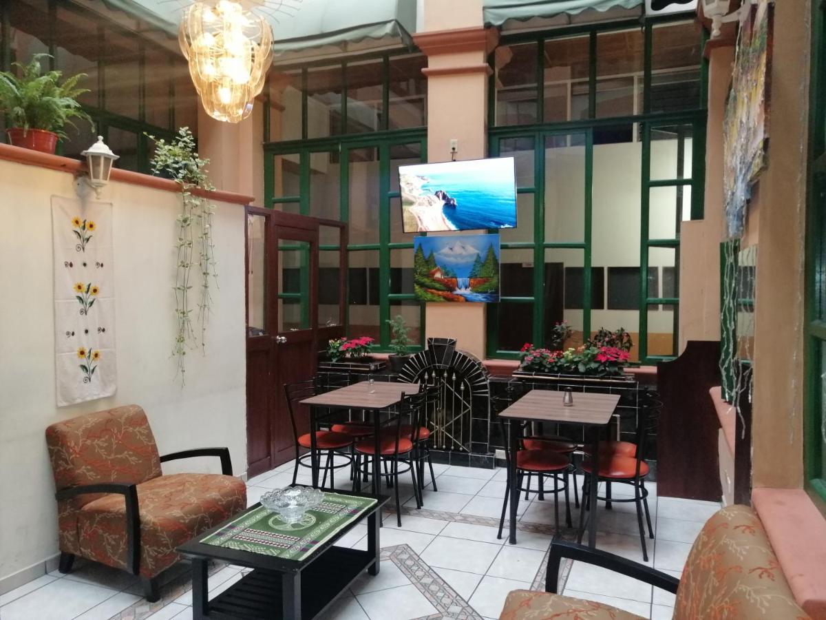 Hostal Victoria Quito Eksteriør bilde