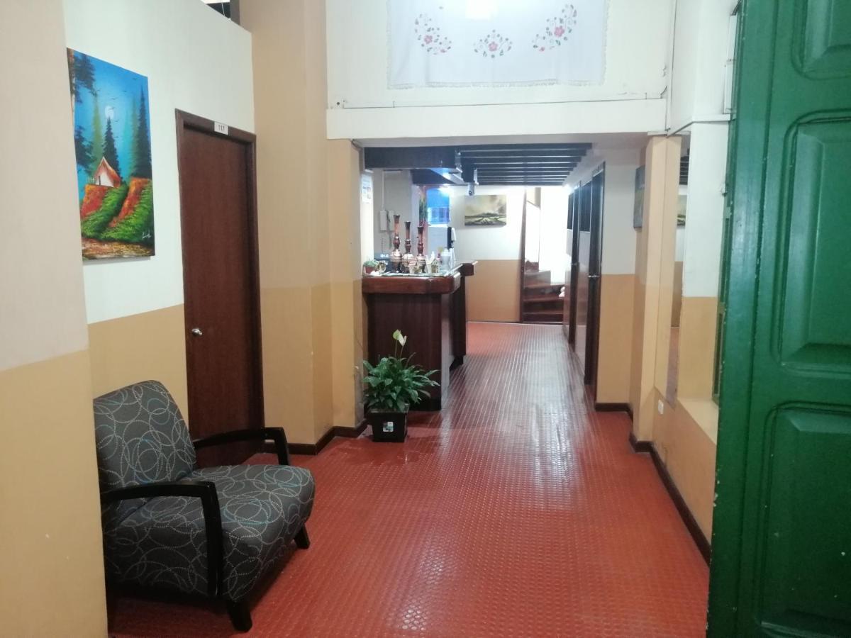 Hostal Victoria Quito Eksteriør bilde